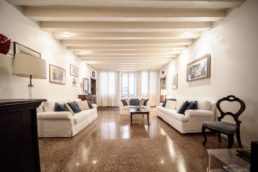 Appartamento Accademia Terrazza Venezia Esterno foto