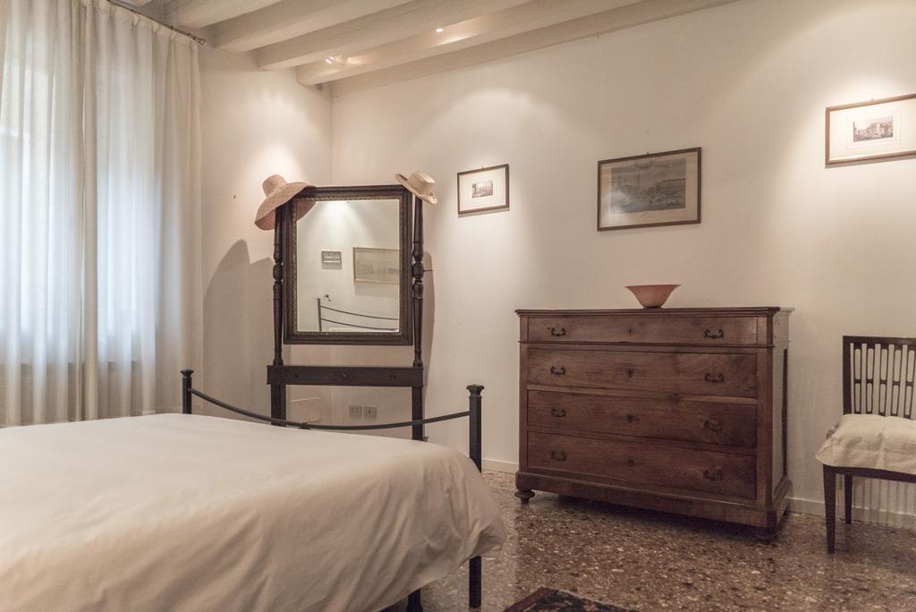 Appartamento Accademia Terrazza Venezia Esterno foto