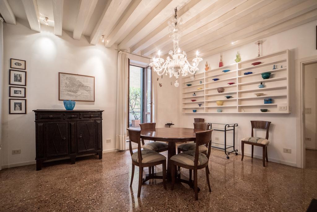 Appartamento Accademia Terrazza Venezia Esterno foto