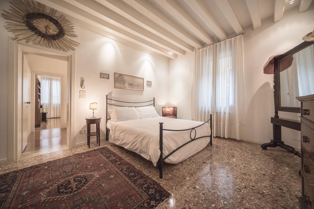 Appartamento Accademia Terrazza Venezia Esterno foto