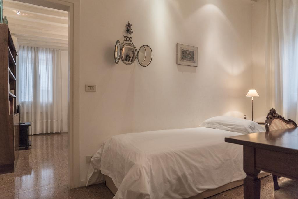 Appartamento Accademia Terrazza Venezia Esterno foto