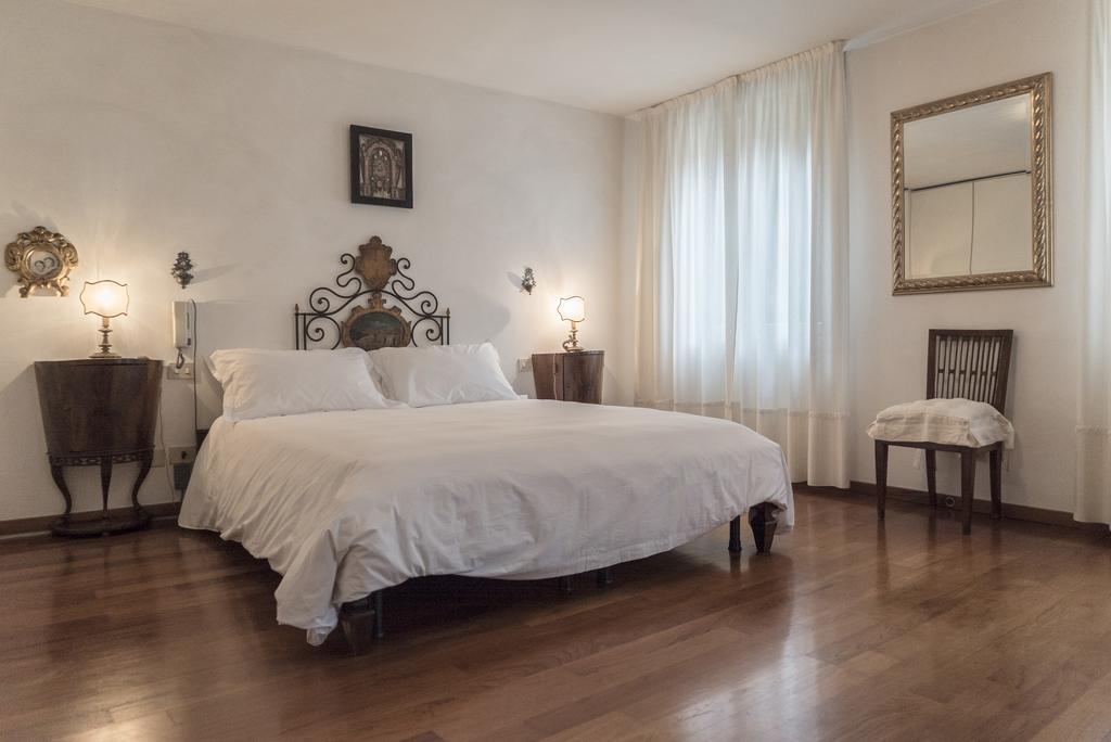 Appartamento Accademia Terrazza Venezia Esterno foto