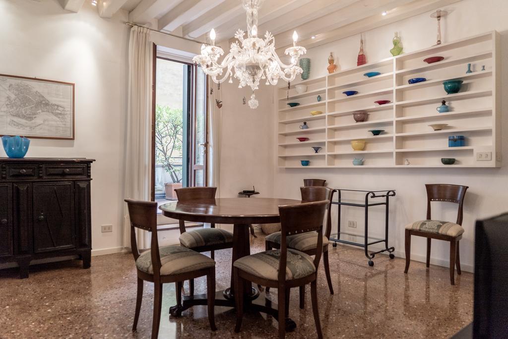 Appartamento Accademia Terrazza Venezia Esterno foto