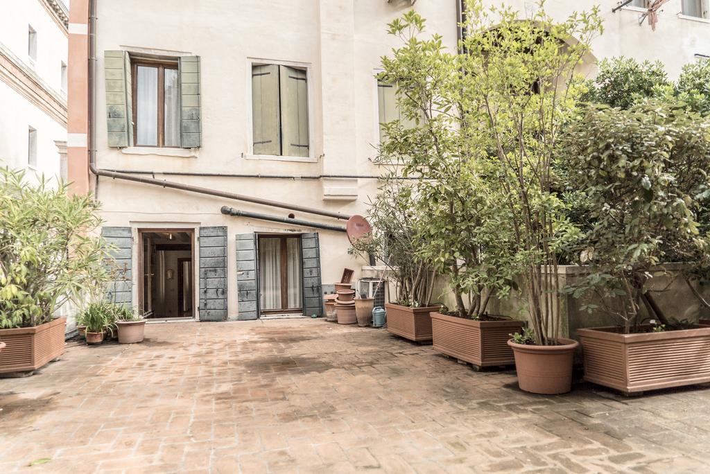 Appartamento Accademia Terrazza Venezia Esterno foto