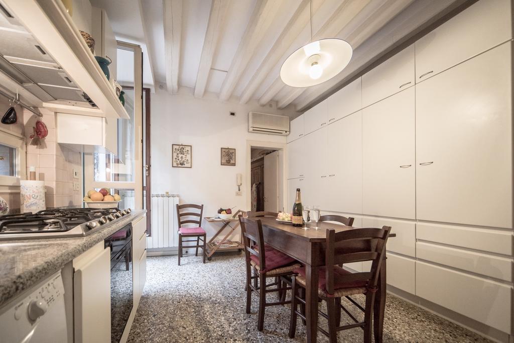 Appartamento Accademia Terrazza Venezia Esterno foto